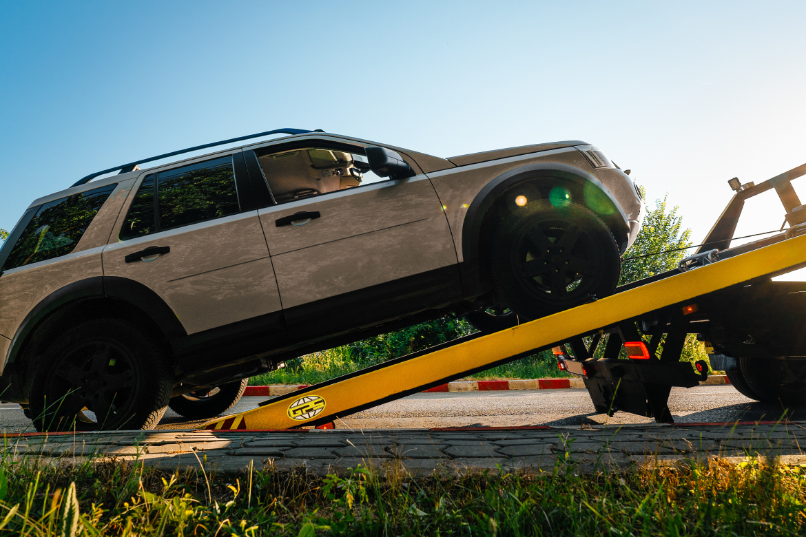 24/7 Light Duty Towing